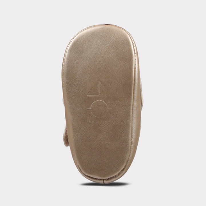 Amina Crib Shoe