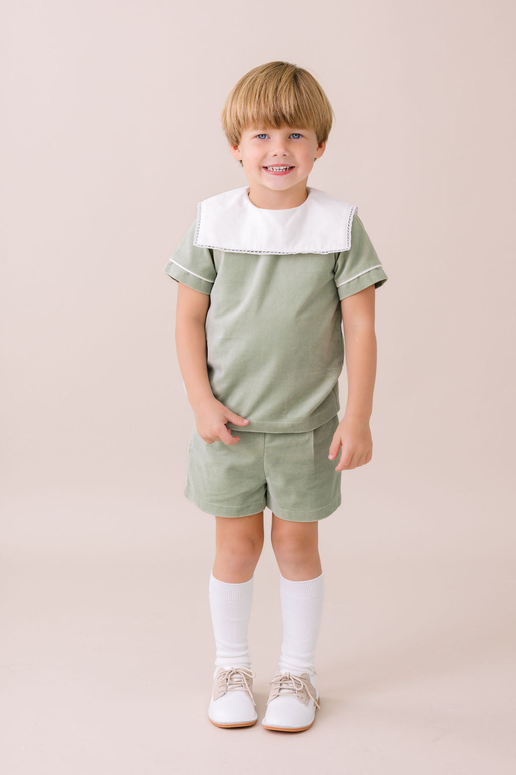 Christian Short Set